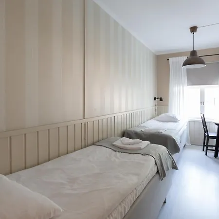 Hotel Saaristohotelli Merikruunu *