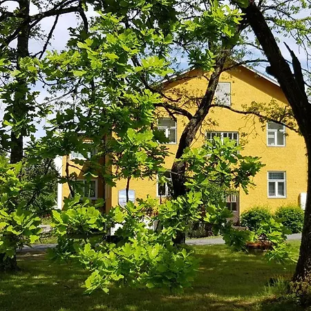 Saaristohotelli Merikruunu *
